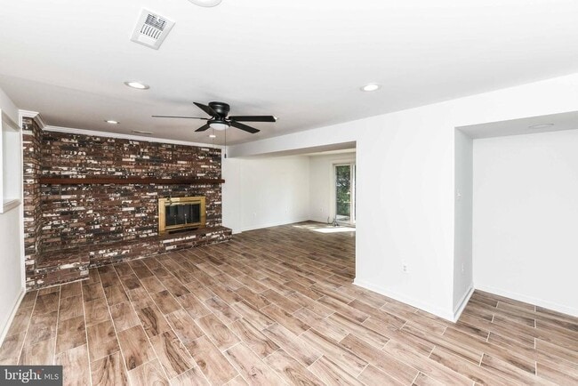 Building Photo - 1020 S Hoga Rd