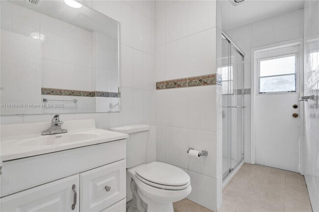 Building Photo - 8825-8885 SW 85th Ave