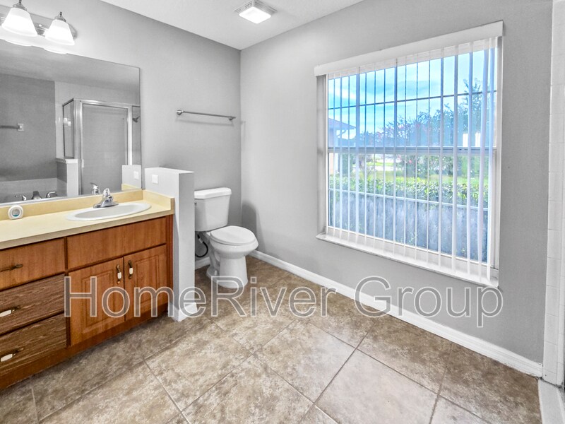 Building Photo - 6051 SW 81st St