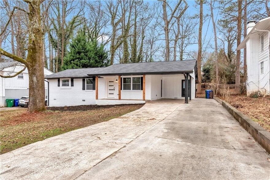 Building Photo - 3852 Pin Oak Cir