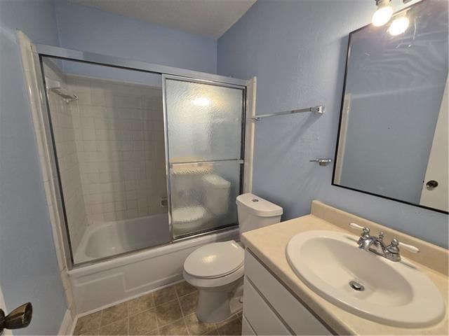 Building Photo - 305 E Club Dr