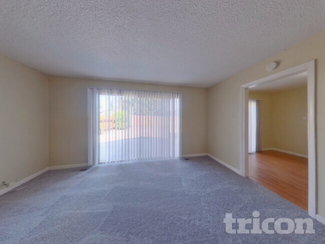 Building Photo - 1965 Windsor Way