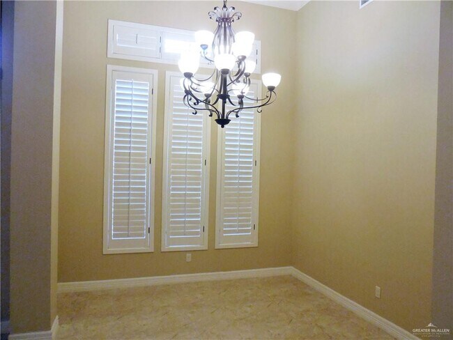 Building Photo - 35 N 23rd St