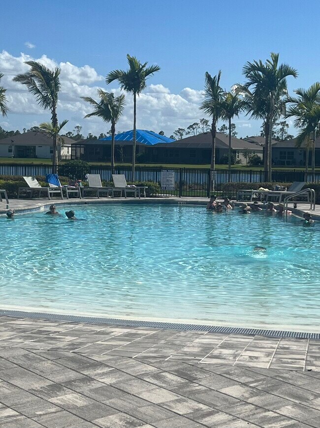 Building Photo - 3501 Acapulco Cir