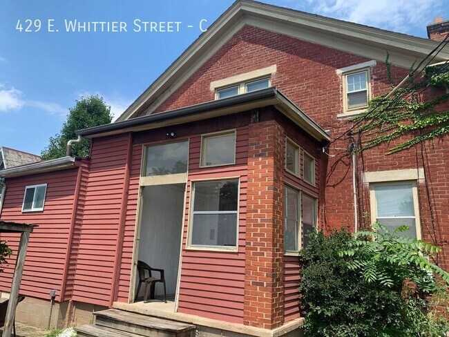 Building Photo - 429 E Whittier St