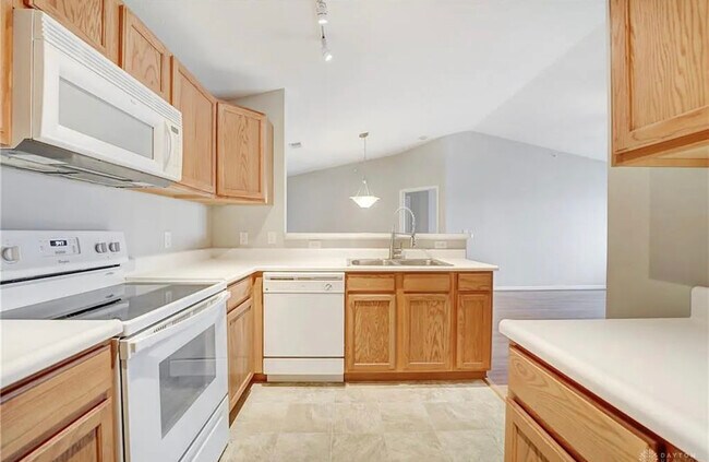 Building Photo - 3044 Westminster Dr