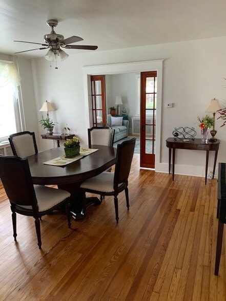 Dining Room - 227 W Caracas Ave