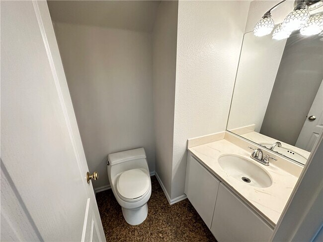 Building Photo - 507 Lassa Way