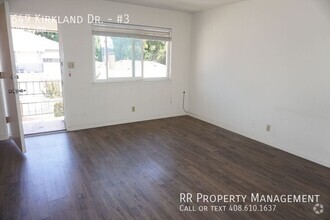 Building Photo - Updated Unit in Well Maintained 5-Plex!