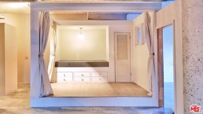 Building Photo - 1855 Industrial St