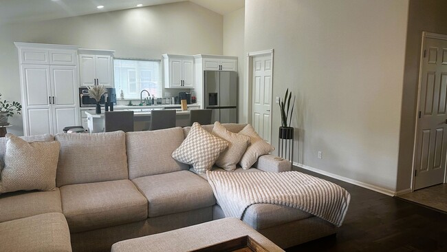 Building Photo - Great 3 Bedroom 2 Bath House!