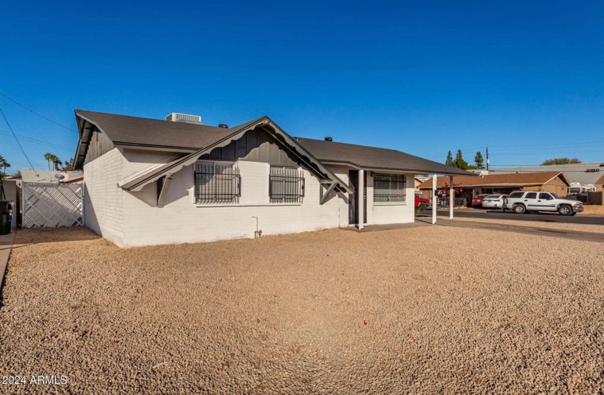 Building Photo - 3540 W Monterey Way