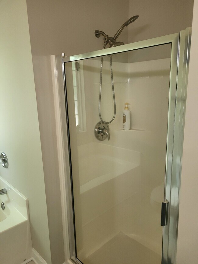 Building Photo - 407 S Elgin Ct