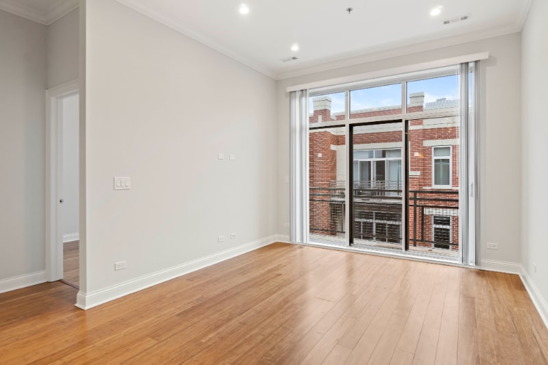 Building Photo - 1039 W Rundell Pl