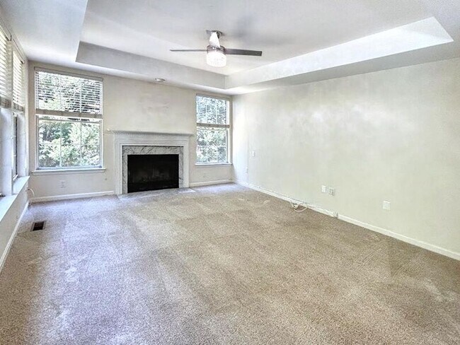 Building Photo - 3704 Thomasson Crossing Dr