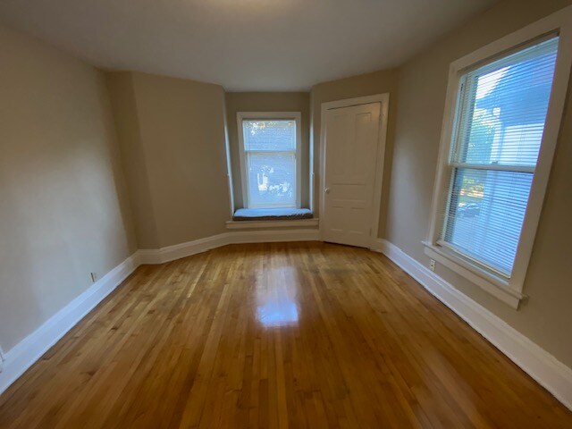 Building Photo - 2726 N Murray Ave