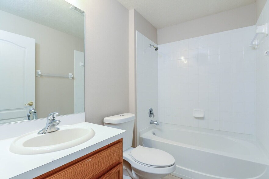 Building Photo - 25924 Terrawood Loop