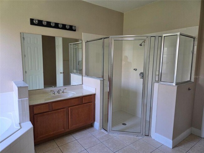 Building Photo - 2770 Boat Cove Cir