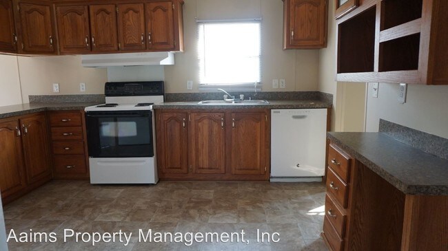 Building Photo - 4 br, 2.5 bath House - 7129 Hypony Trail