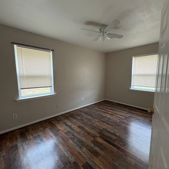 Building Photo - 1301 Stadium Dr