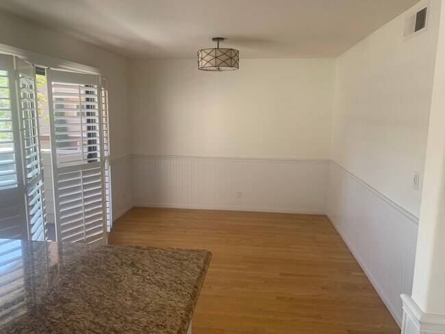 Building Photo - 27 Lafayette Ct