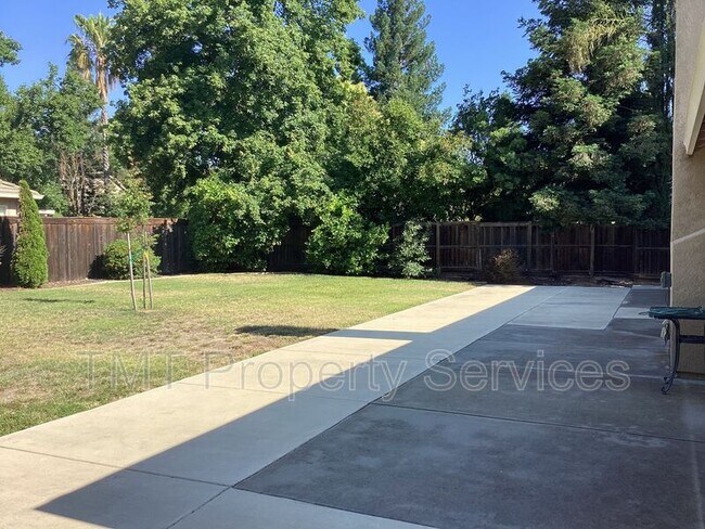 Building Photo - 2144 Gold Hollow Ct