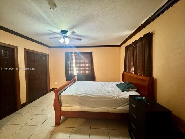 Building Photo - 19550 SW 103rd Ct