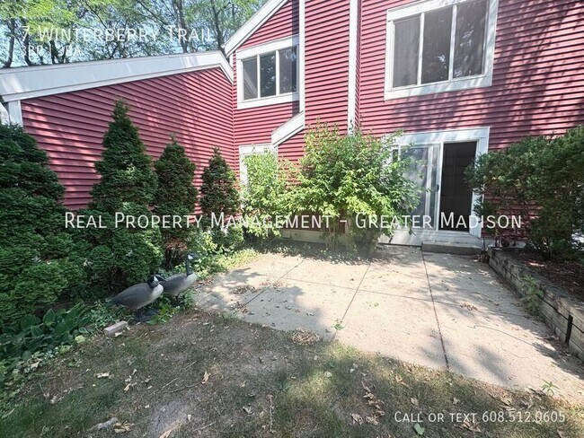 Building Photo - 7 Winterberry Trail