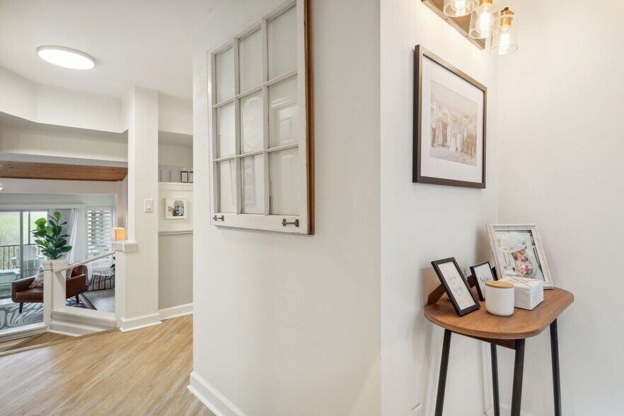 Building Photo - 4106 Leeward Pt