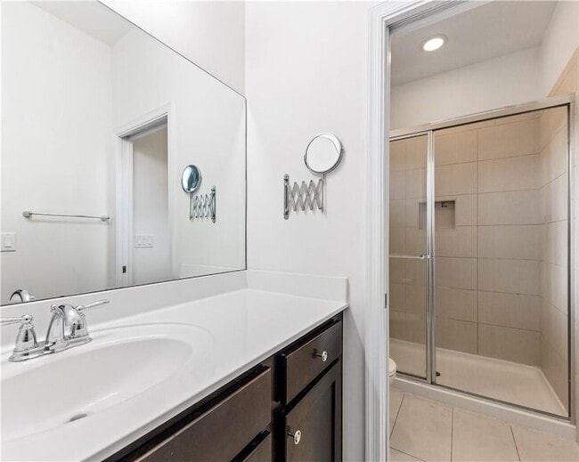 Building Photo - 4230 N Dixie Hwy