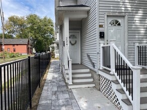 Building Photo - 224 Hamilton St
