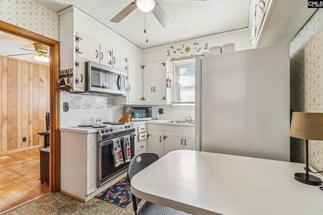 Building Photo - 3422 Covenant Rd