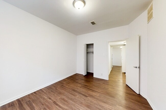Floorplan - 925 East 46th Street