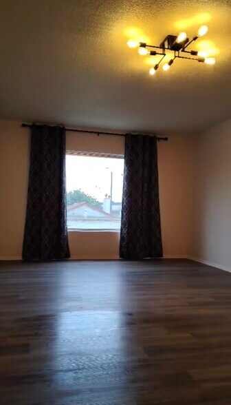 Building Photo - 9111 Cattaraugus Ave