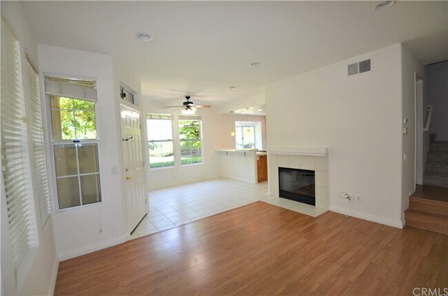Building Photo - 79 Waxwing Ln