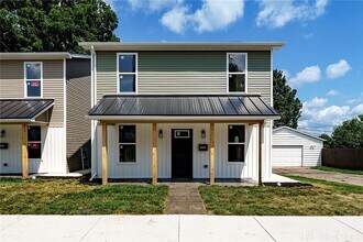 Building Photo - 4253 Pleasant View Ave