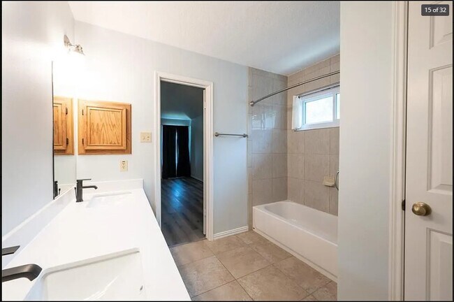 Building Photo - 4317 Plover Dr