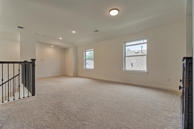 Building Photo - 27129 Ivorywood Dr
