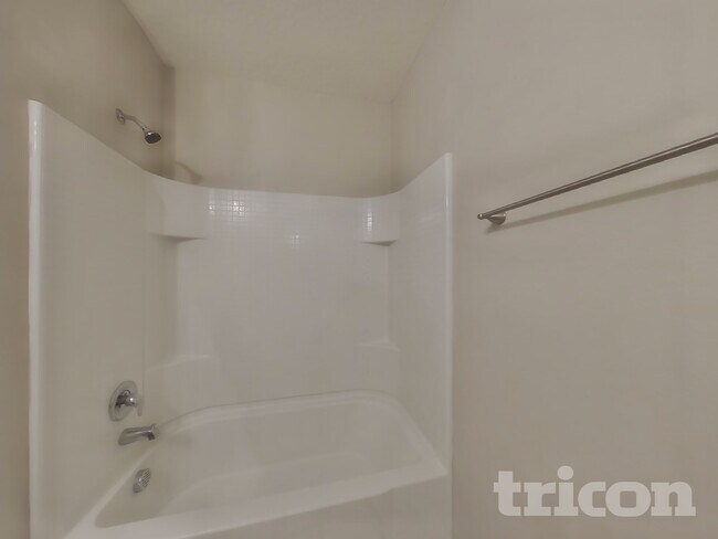 Building Photo - 5131 Star Ruby Ave