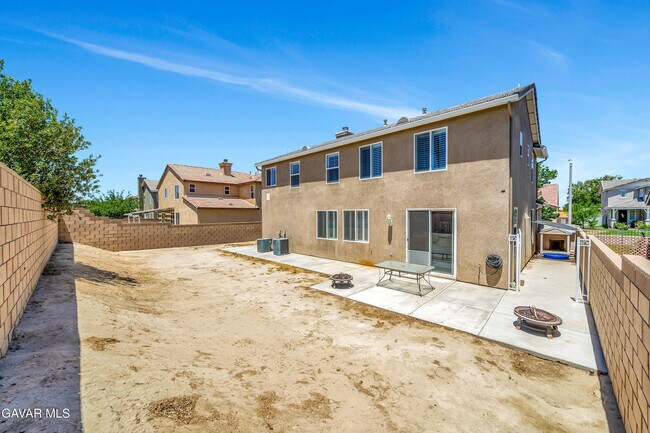 Building Photo - 2252 Cypress St