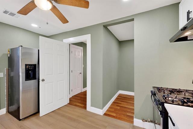 Building Photo - 7719 Mary Dan Dr