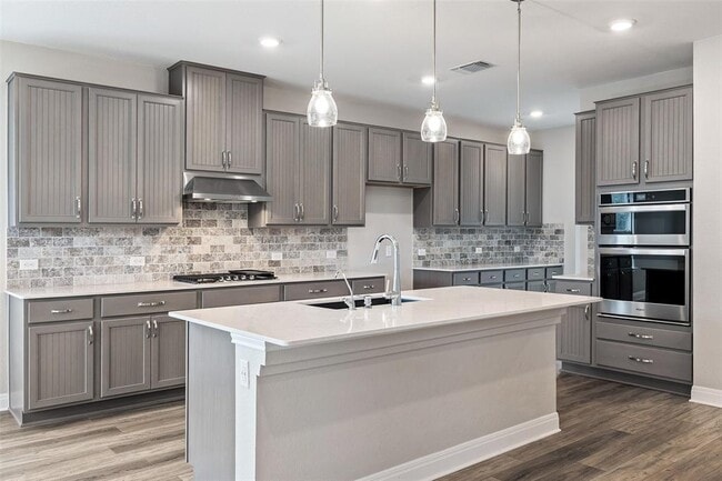 Building Photo - 1709 Stinnett Dr