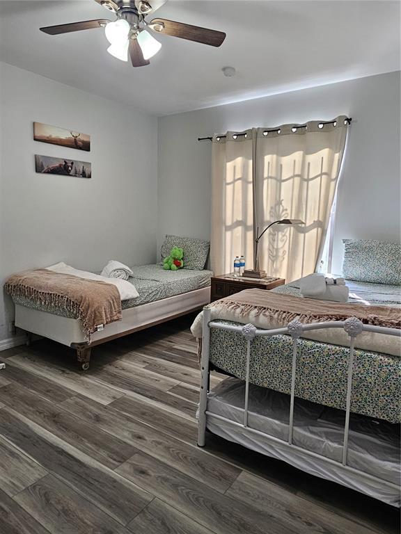 Building Photo - 1745 Foxcreek Ln