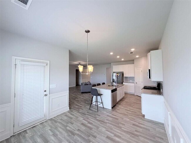 Building Photo - 4411 Rockrose Green Way