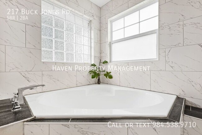 Building Photo - 217 Buck Jones Rd