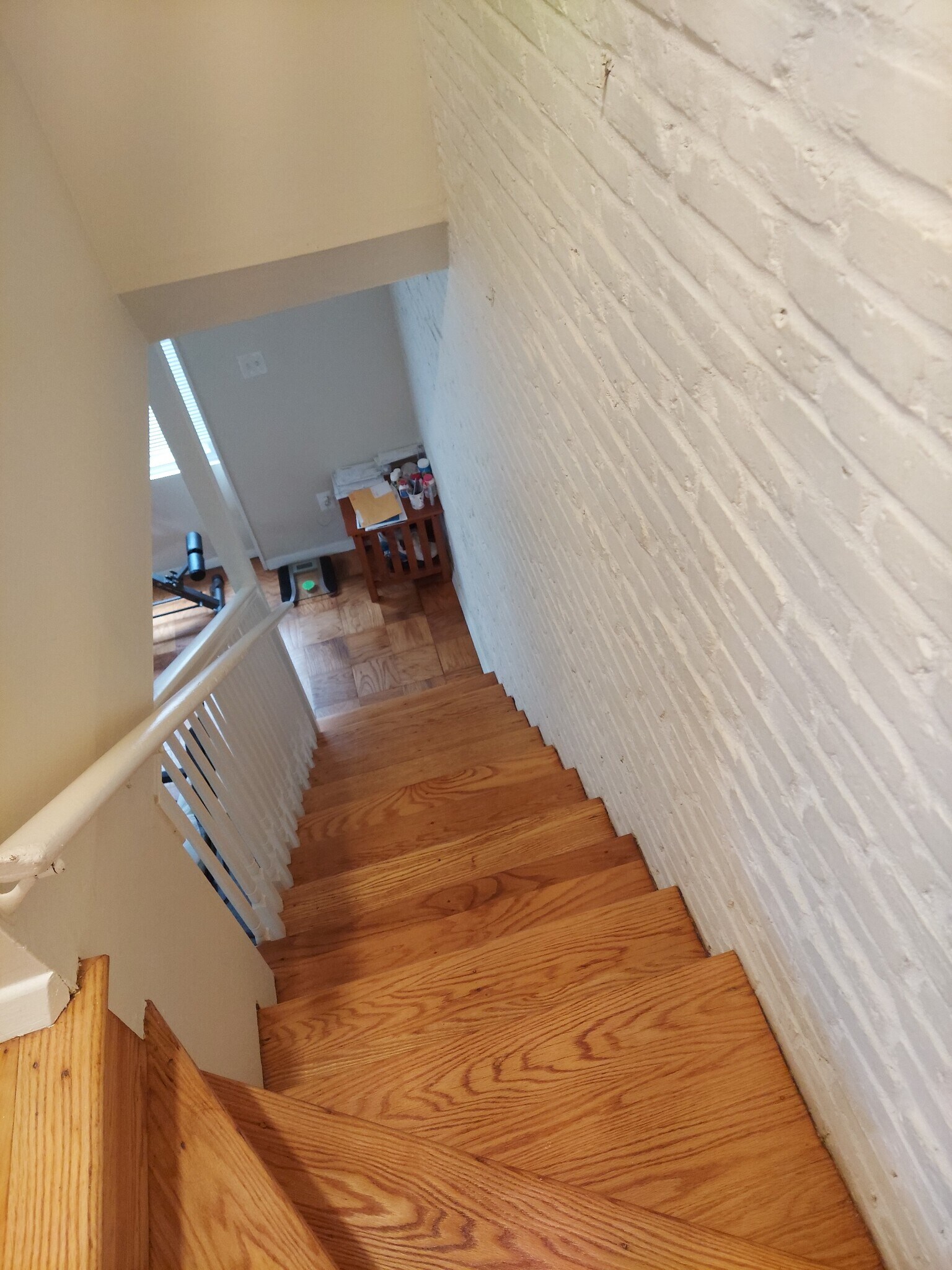 Stairwell - 5220 10th Plz S