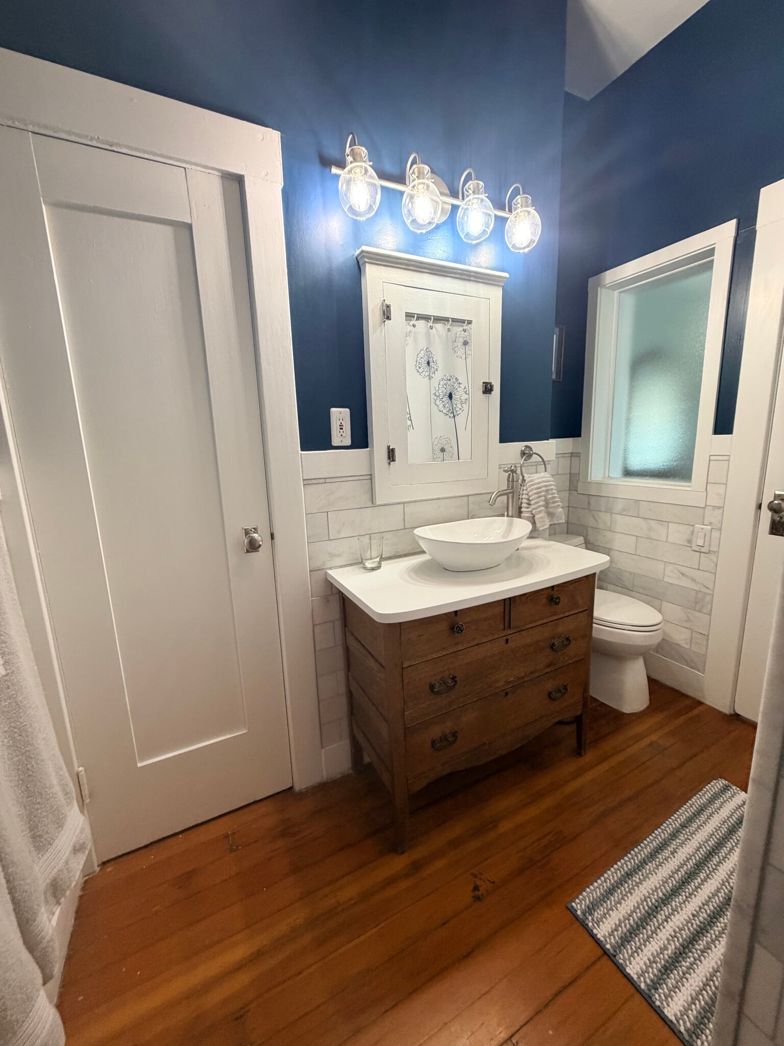 Building Photo - 921 W Alameda St