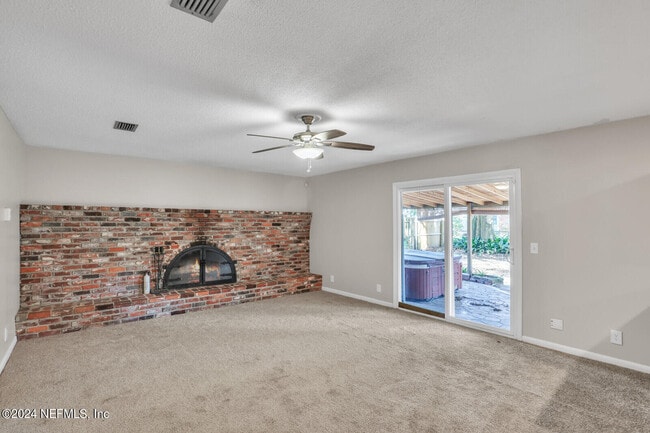 Building Photo - 3917 Tara Hall Dr