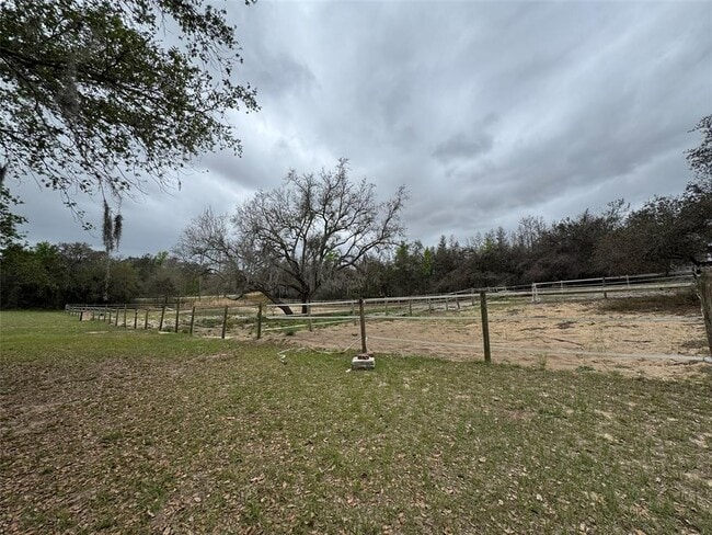 Building Photo - 18001 C R 378