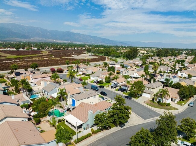 Building Photo - 7360 Cascade Ct